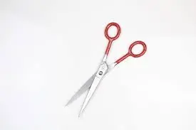 مقص شعر وسط باكستاني