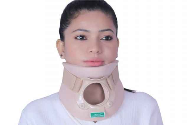 [69900] Hiakan Cervical Orthosis (L) Classic 105