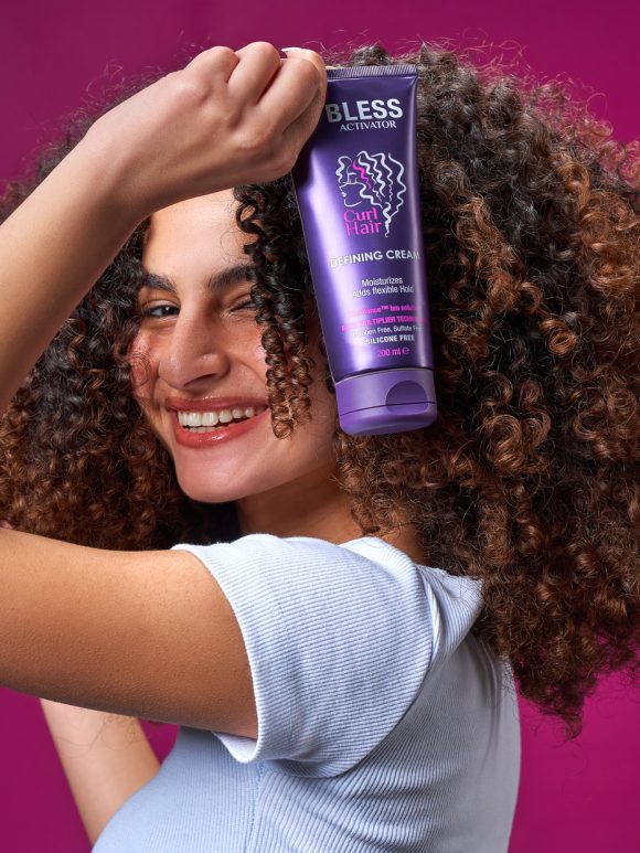BLESS ACTIVATOR DEFINING CURL CREAM 200 ML - بليس اكتيفيتور كريم لتحديد وتصفيف الشعر الكيرلي | 200 مل | كريم للشعر | تحديد تموجات الشعر الكيرلي والتخلص من الهيشان والترطيب العميق للخصلات