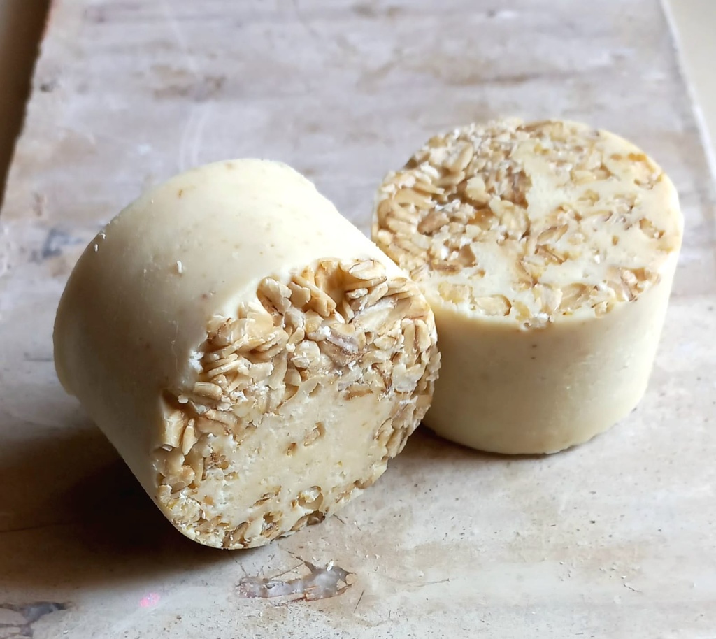 [79056] zein handmade soap oat & goat milk 100gm