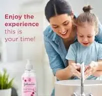 [77307] JOHNSON HAND WASH 300ML توت و فوانيا